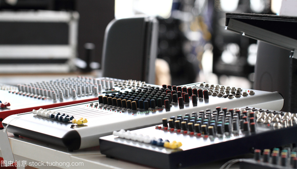 錄音混音器在動畫片制作中的應(yīng)用與意義